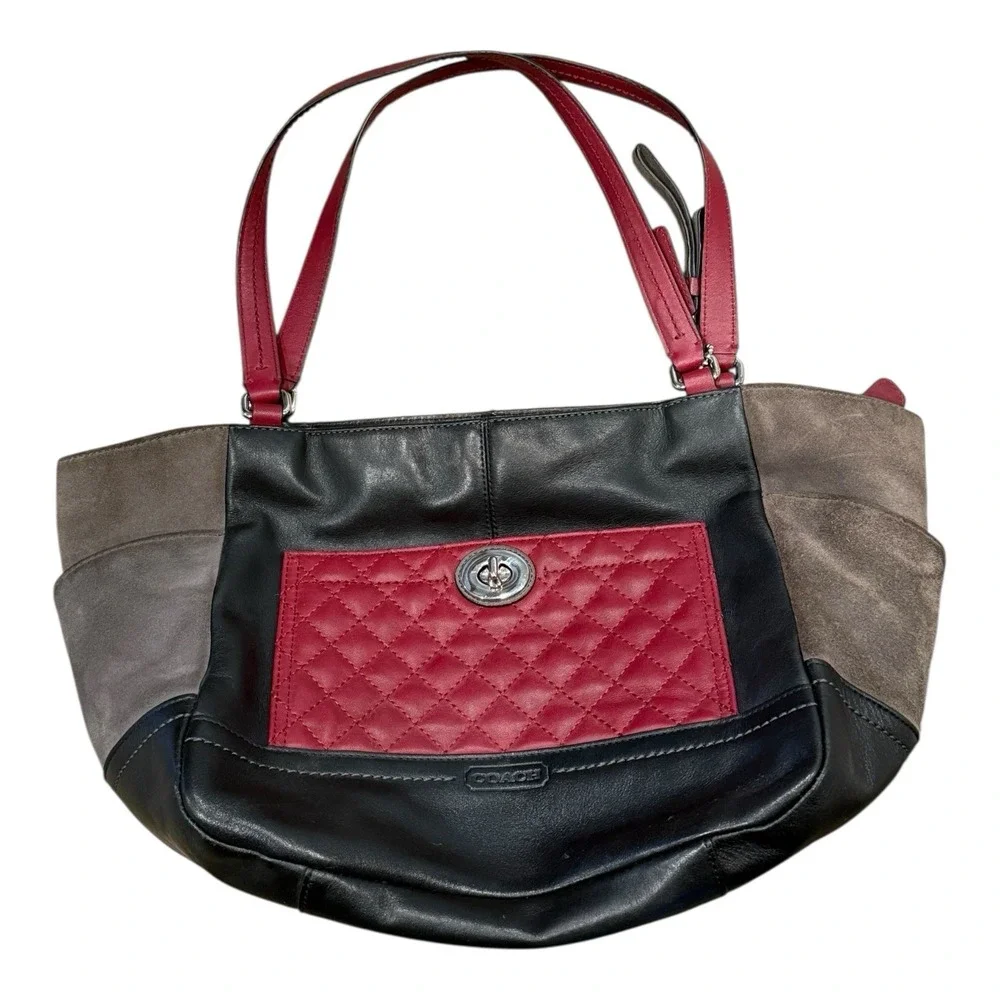 🔥🔥Coach Colorblock Carrie Tote 10